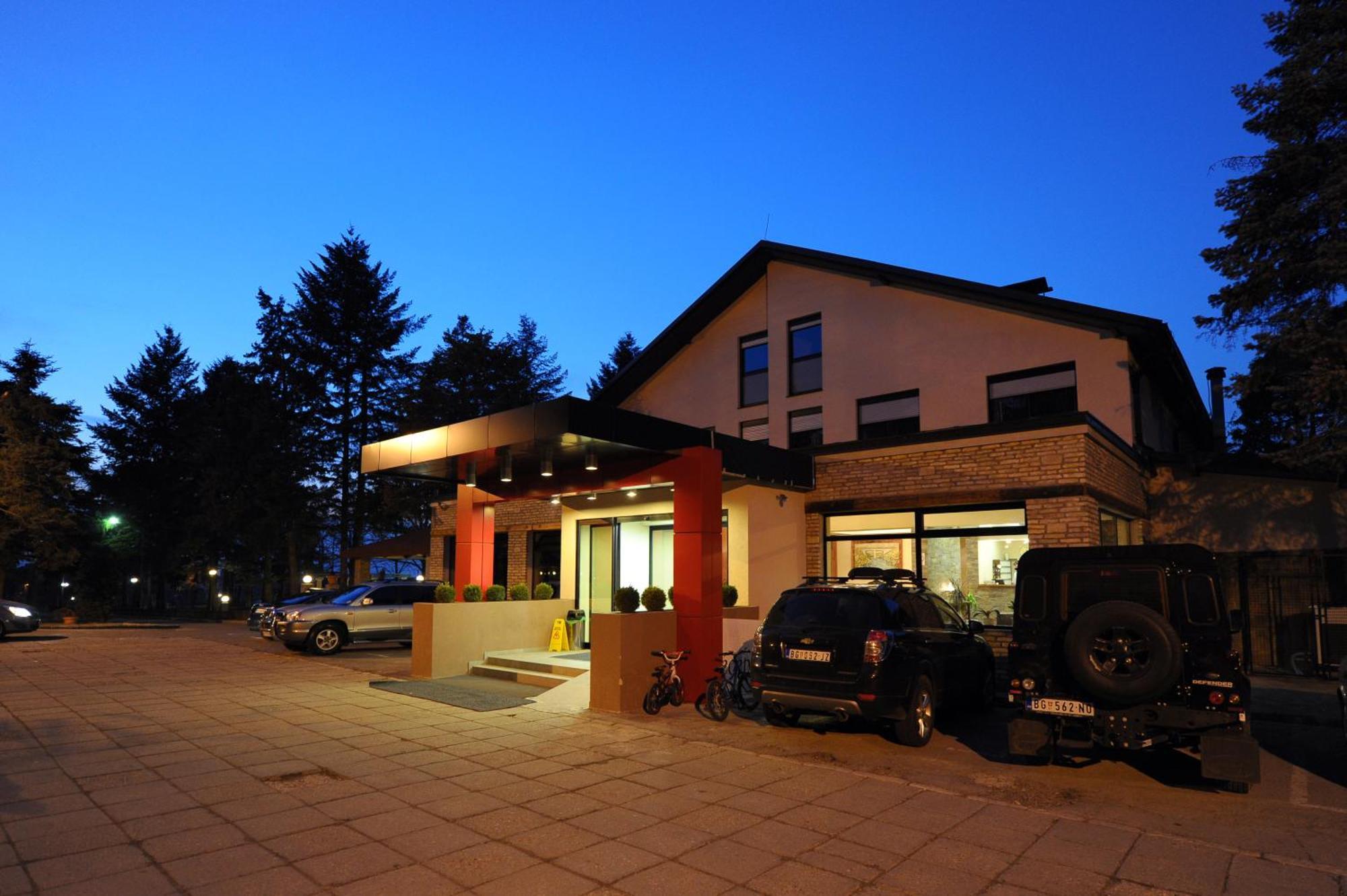 Hotel 1000 Ruza 베오그라드 외부 사진